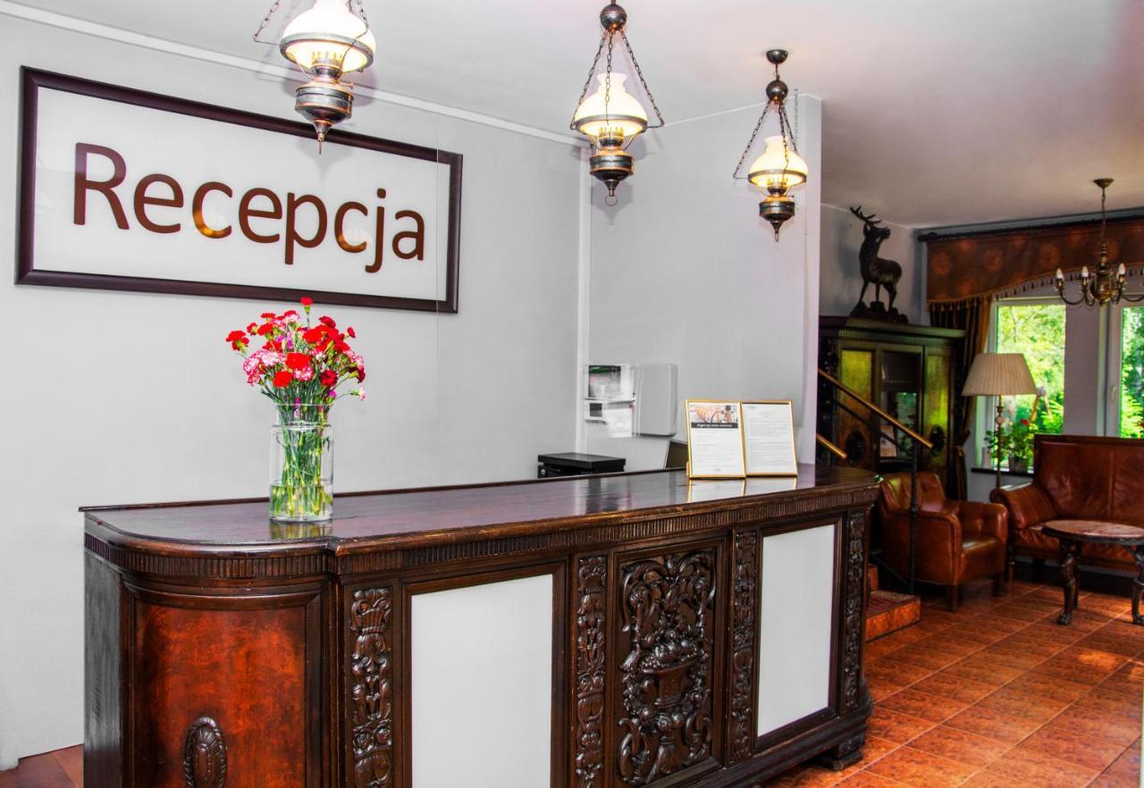 Bed and Breakfast Savoy Spała Esterno foto